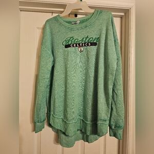NBA Boston Celtics Green Crew Neck Sweatshirt. Size:L